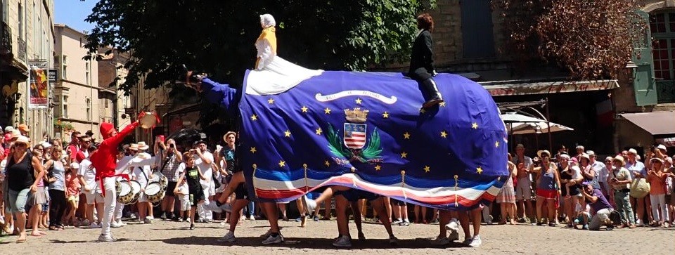Banner 800 ans
