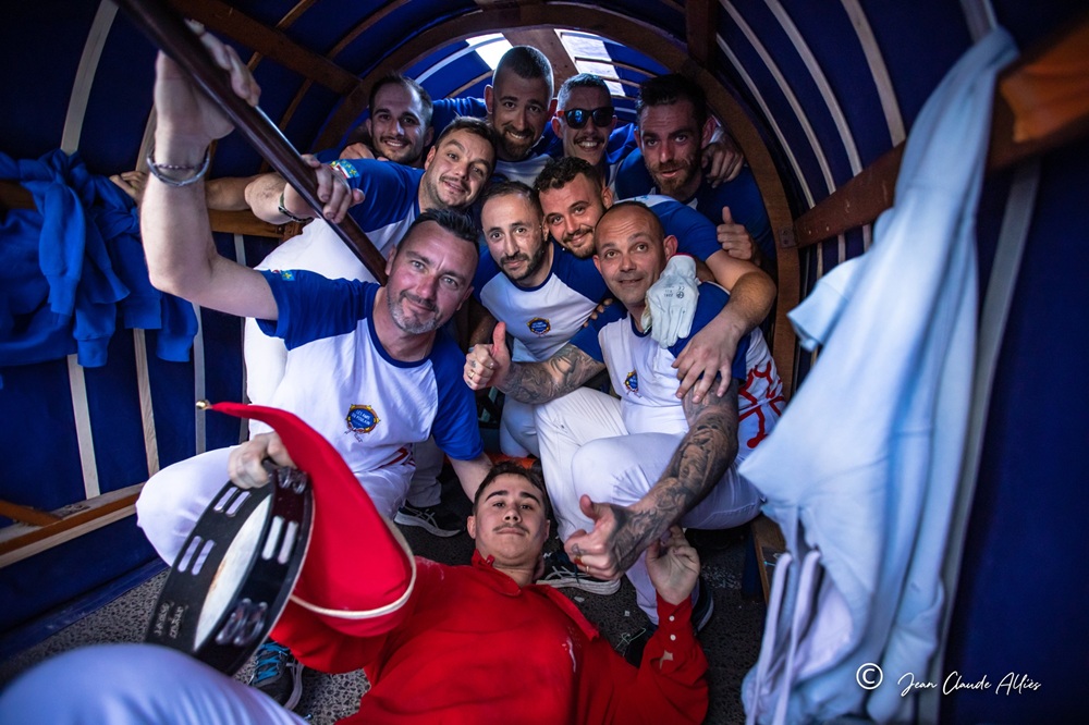 Les porteurs du Poulain 2